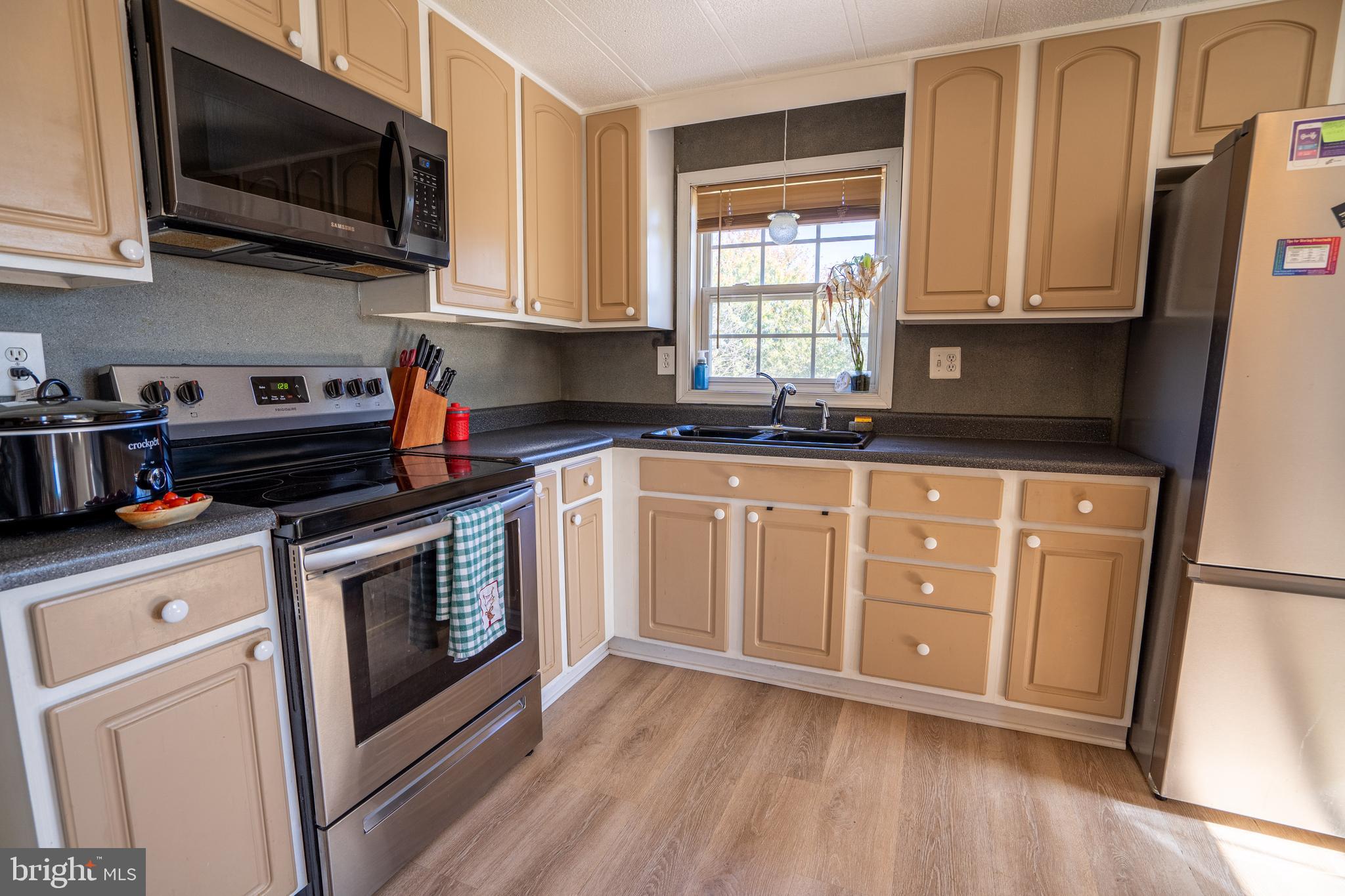 ORCHARD HILLS - Residential