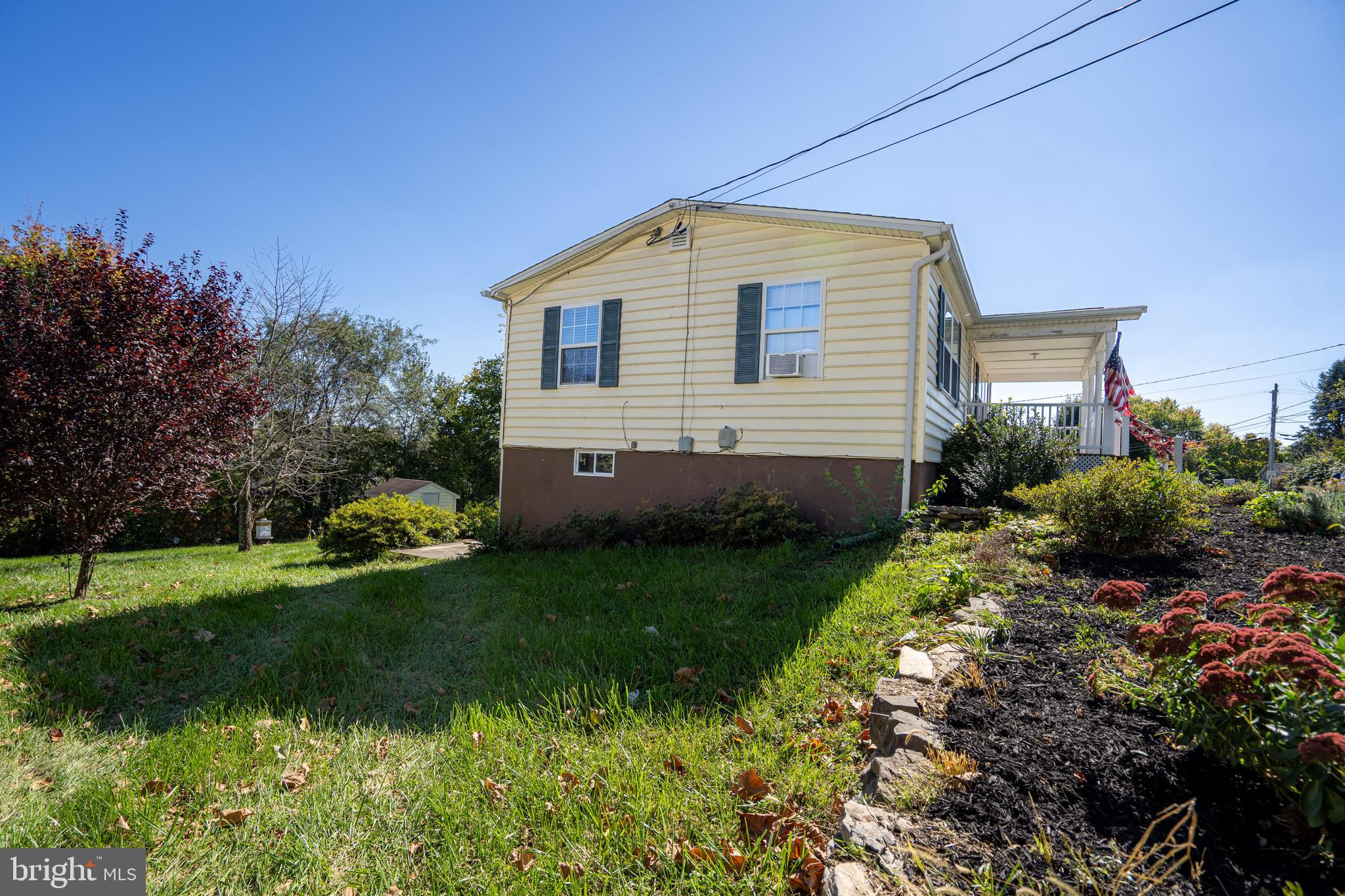 ORCHARD HILLS - Residential