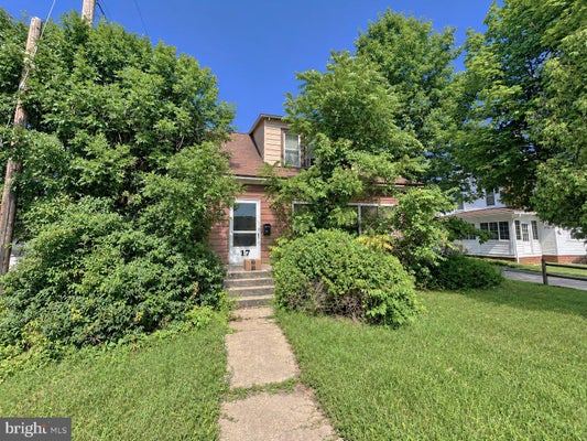17 WHITELAND AVE, DOWNINGTOWN, PA 19335 - Image 64cd9ef5142c44696758e0ffc6a9b6bb/643299384