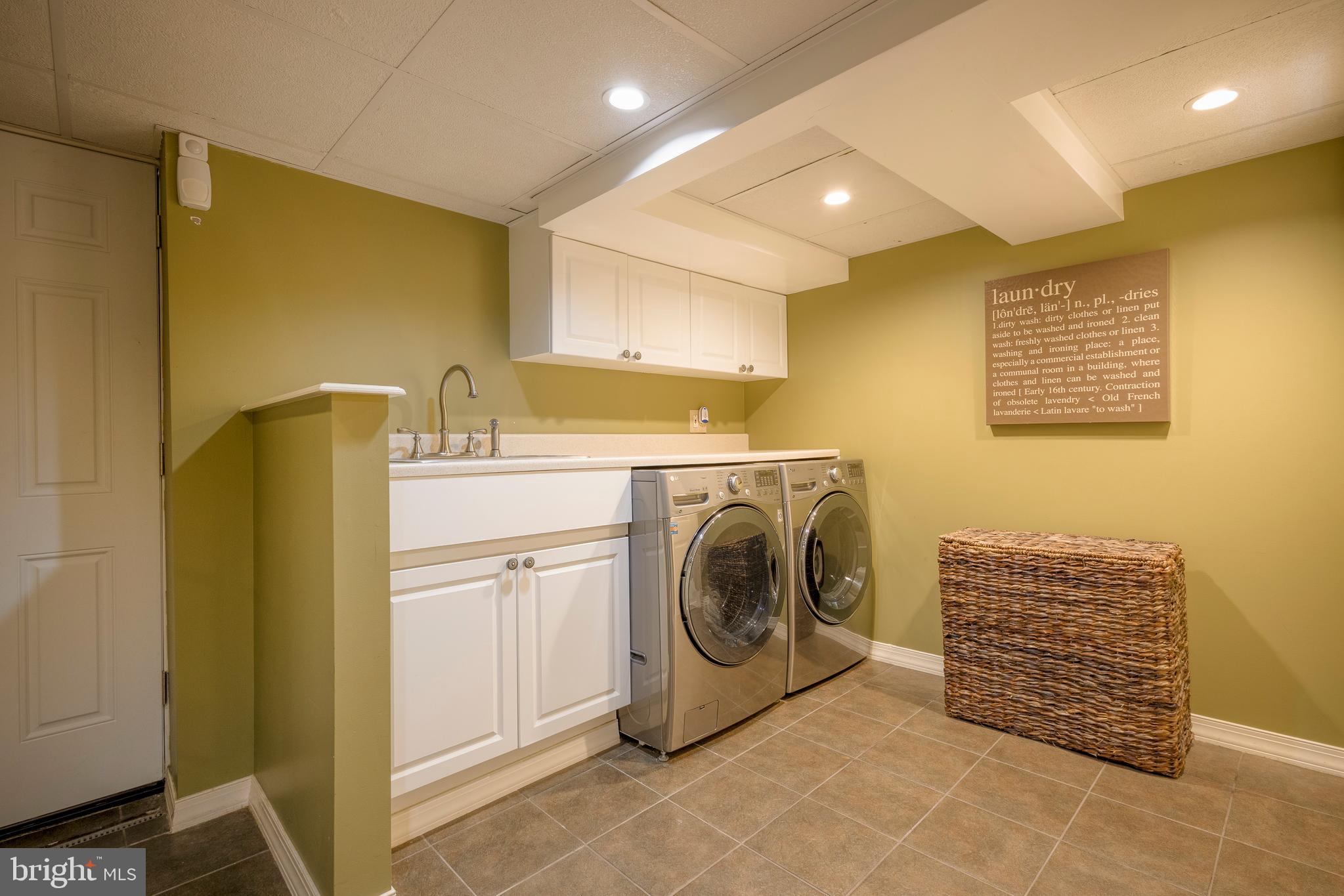 ELKINS PARK - Residential