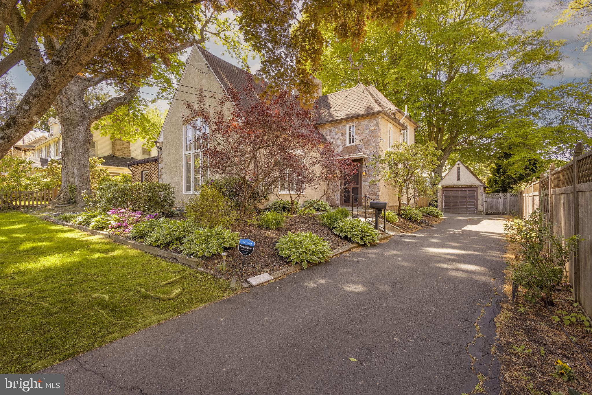 ELKINS PARK - Residential