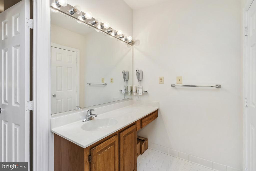 HADLEY FARMS - Residential
