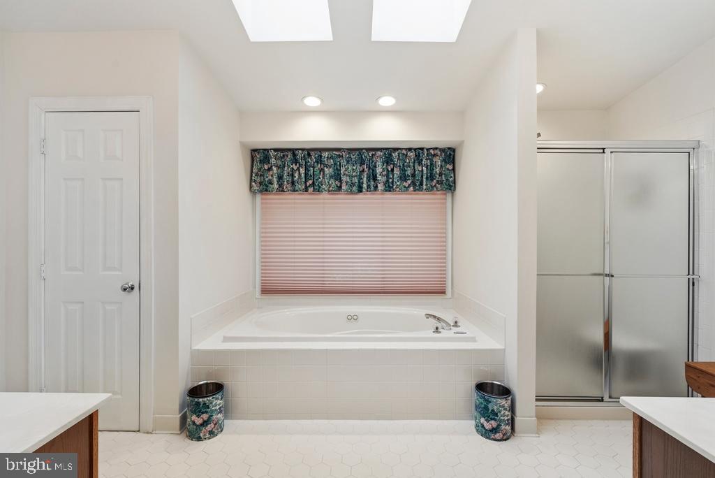 HADLEY FARMS - Residential