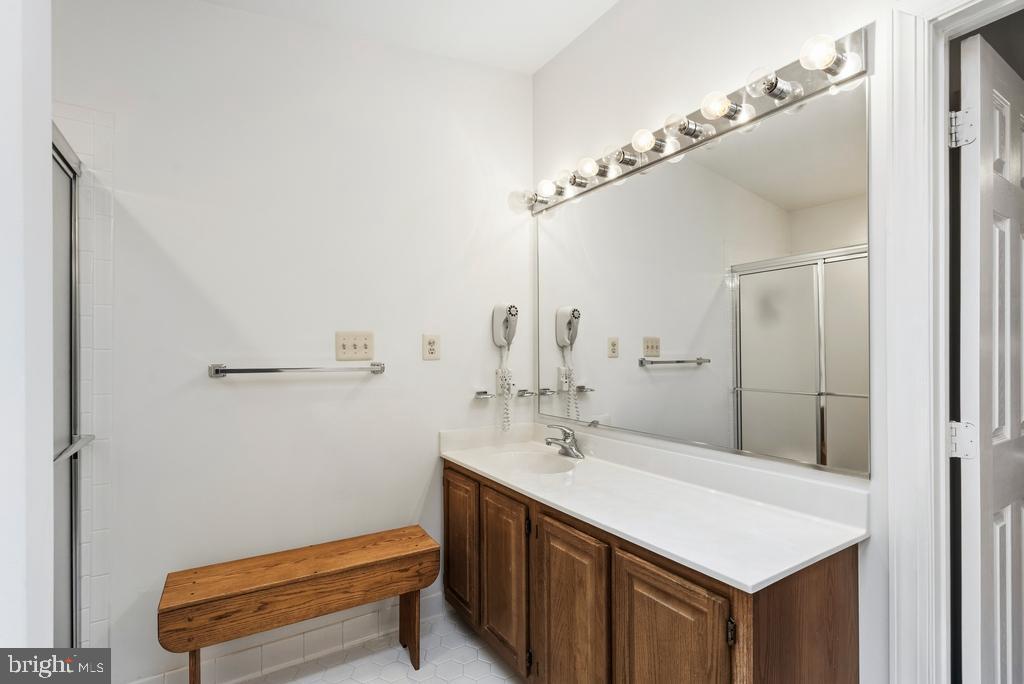 HADLEY FARMS - Residential