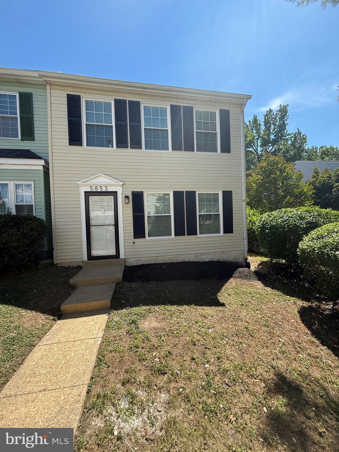 5853 SUITLAND ROAD