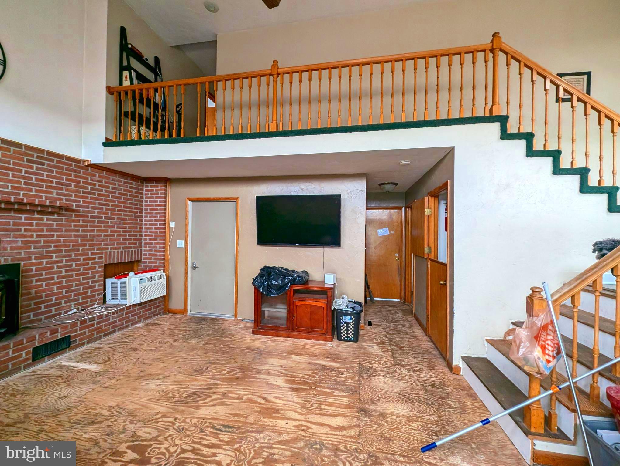 NONE, RURAL - Residential