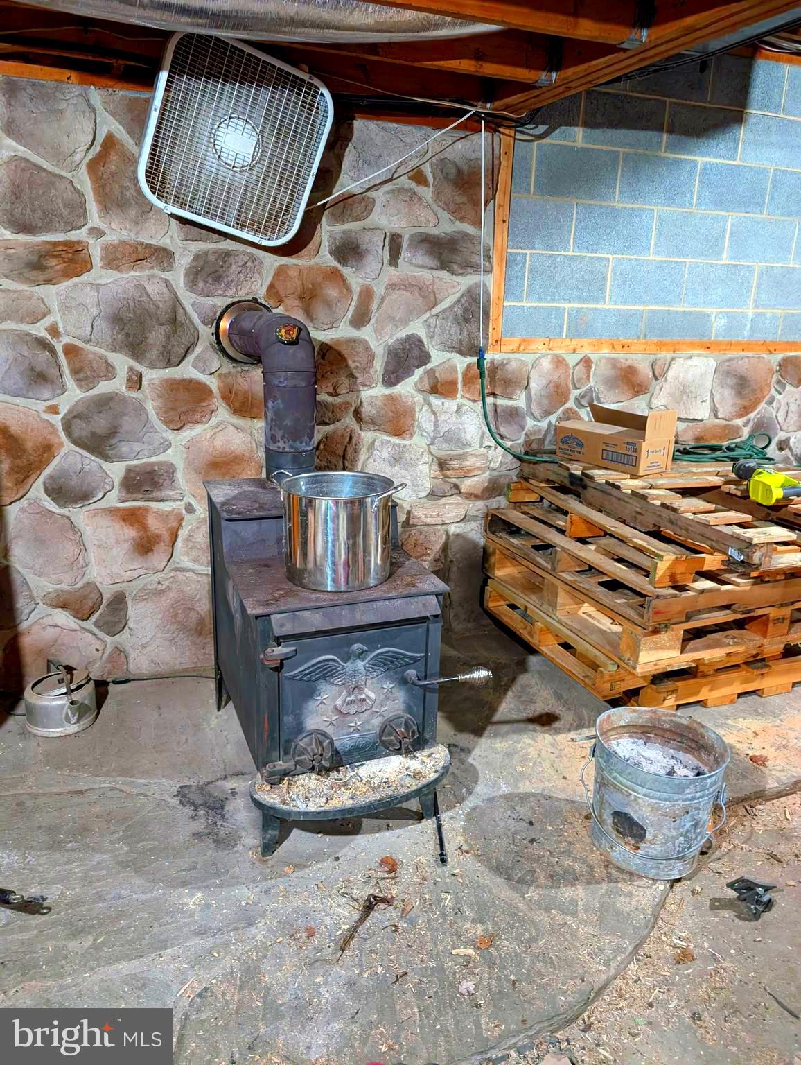 NONE, RURAL - Residential