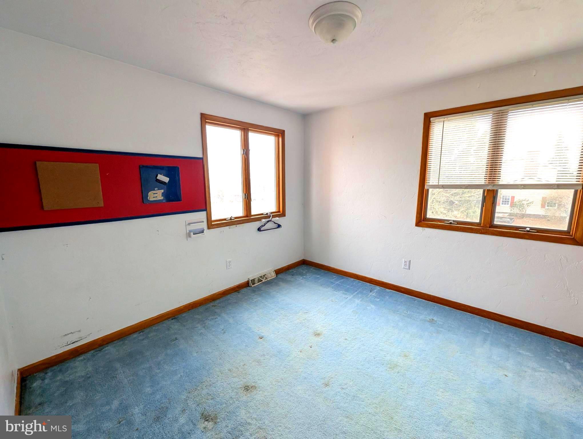 NONE, RURAL - Residential