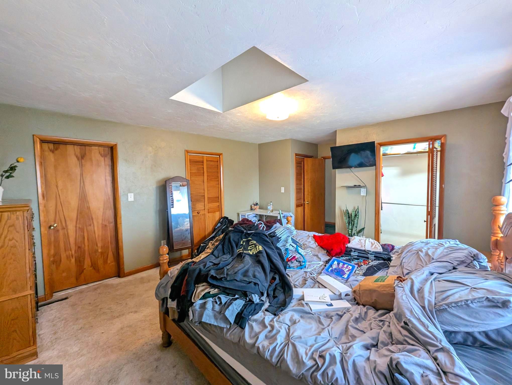 NONE, RURAL - Residential