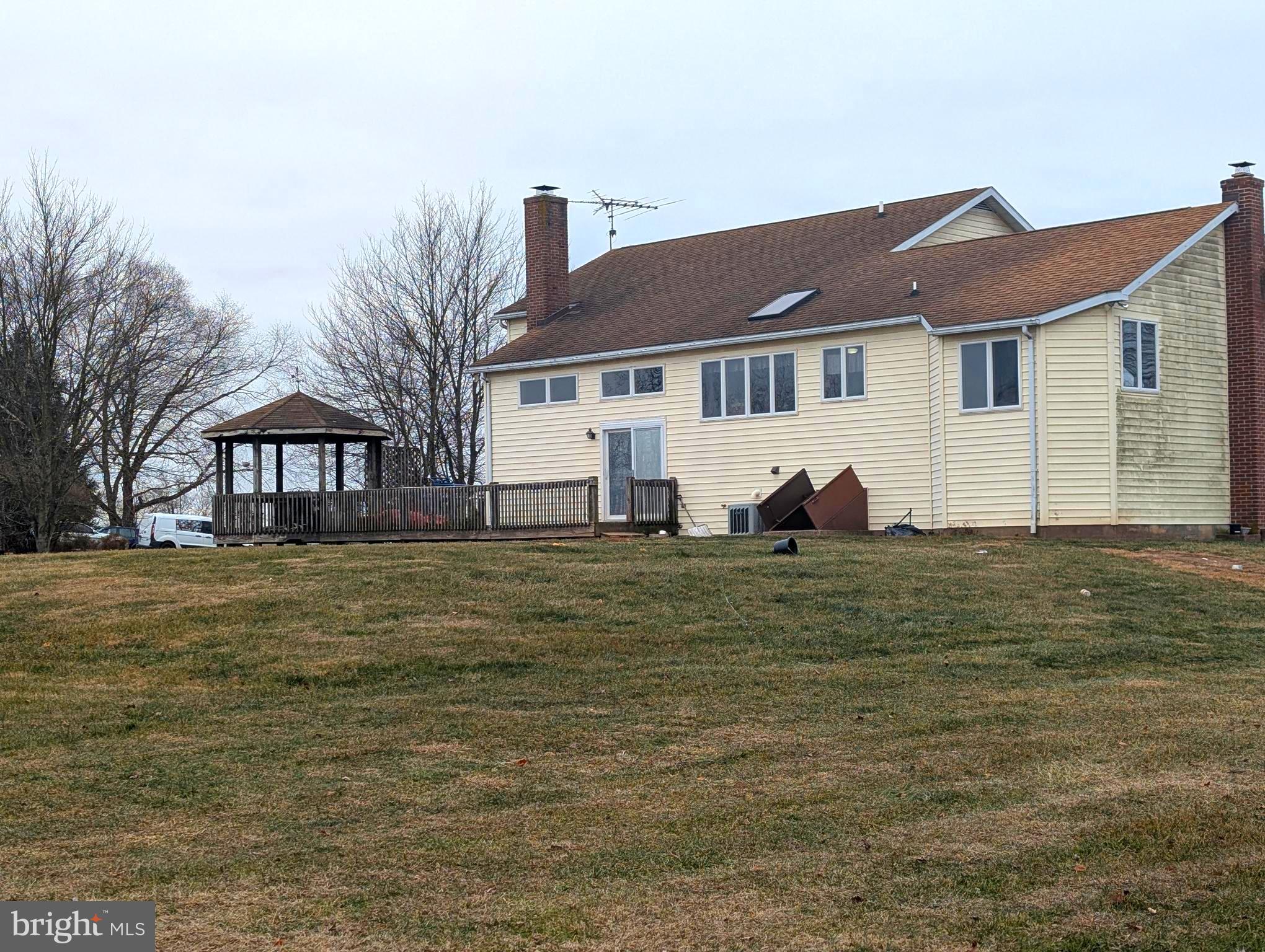 NONE, RURAL - Residential