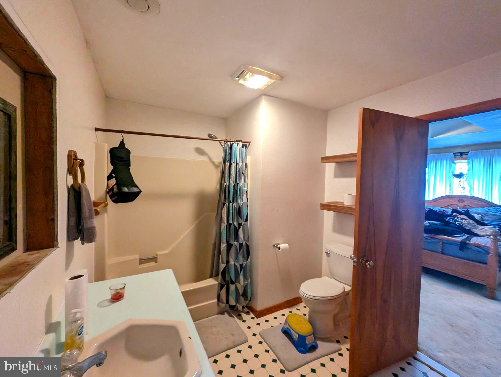 NONE, RURAL - Residential