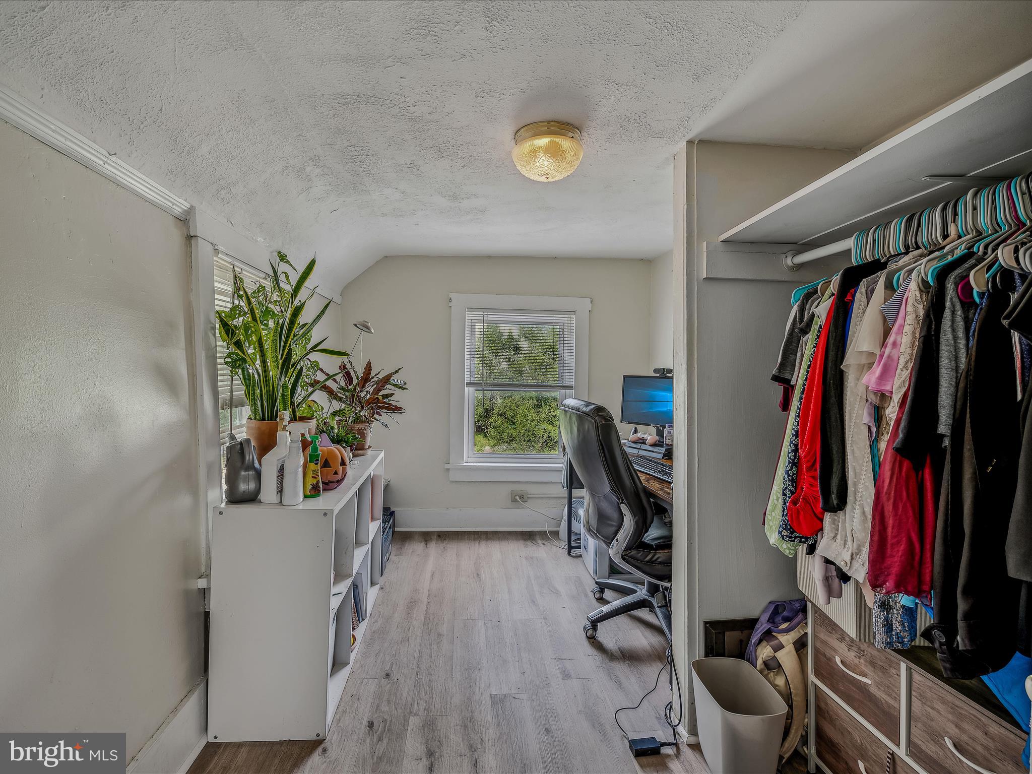 MARTINSBURG CITY - Residential