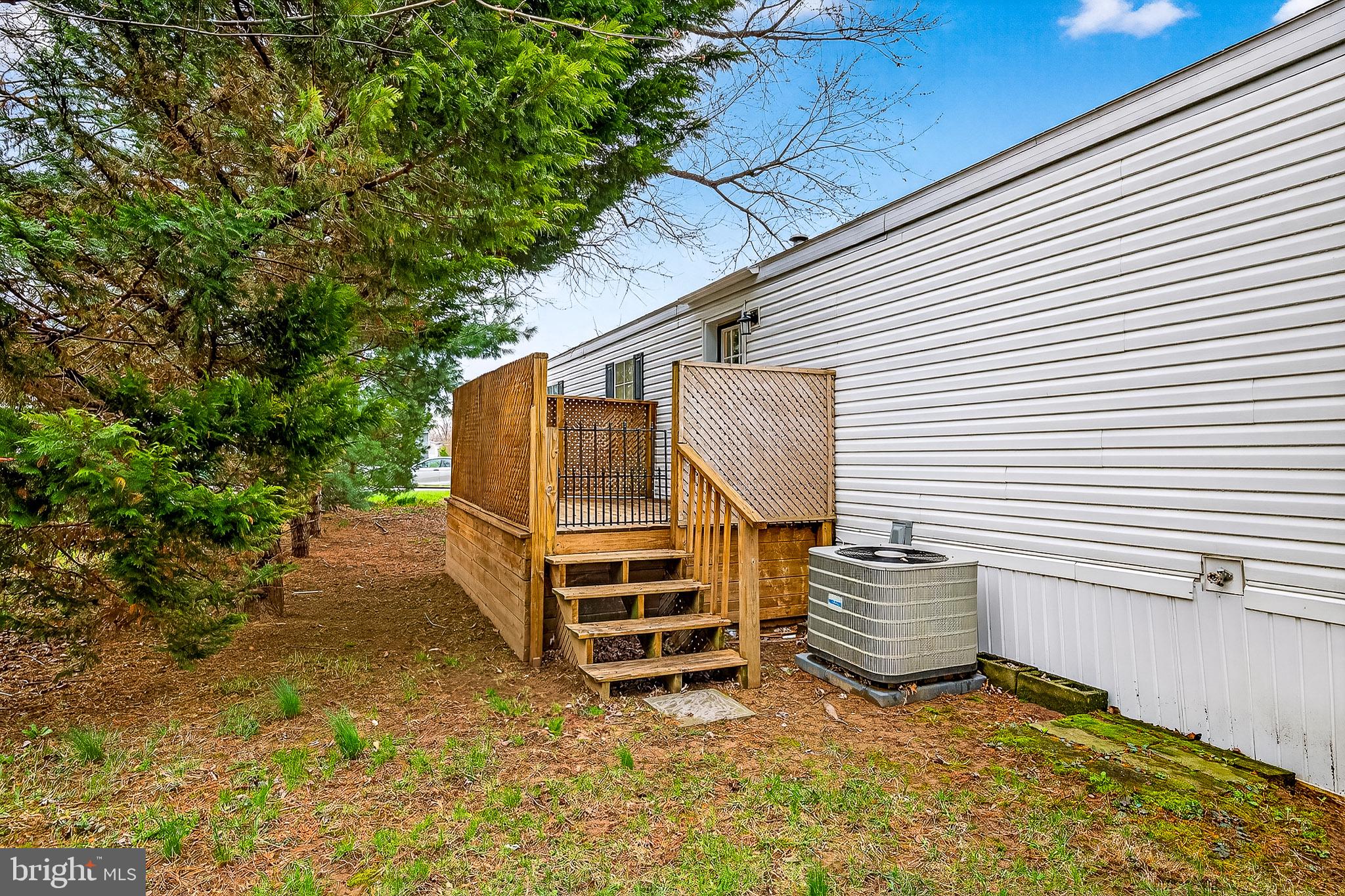 VILLAGE BROOK - Residential