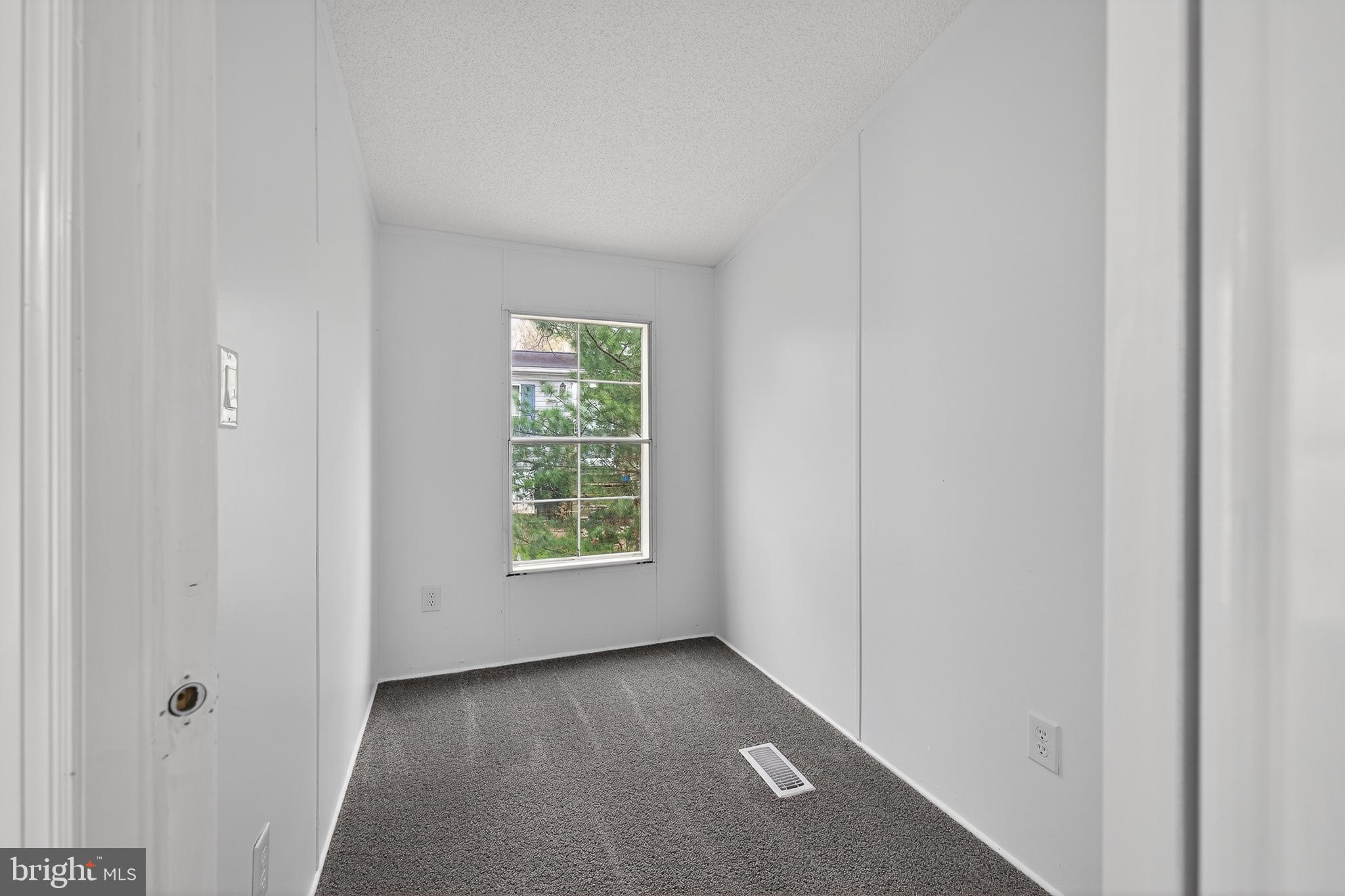 VILLAGE BROOK - Residential