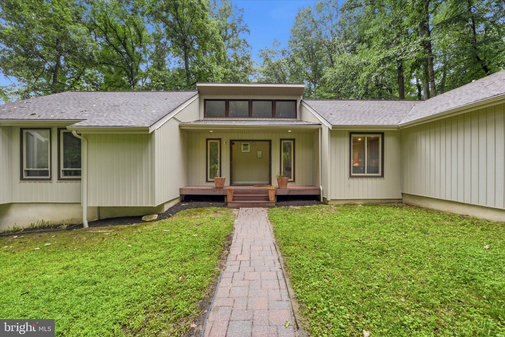 106 HILLTOP DRIVE