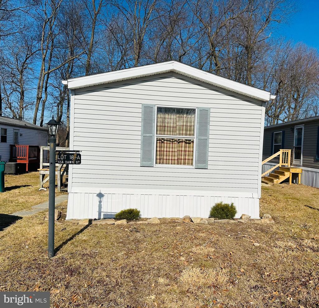 Photo of 124 DAWN ST, QUARRYVILLE, PA 17566 (MLS # PALA2030436)
