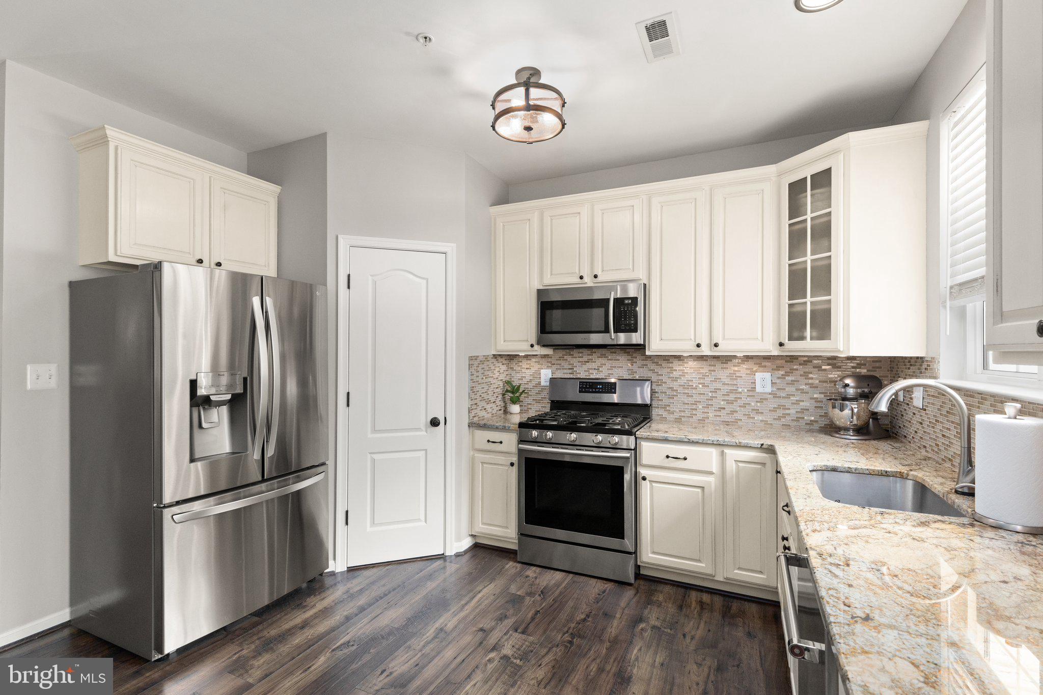 GREENBRIER HILLS - Residential