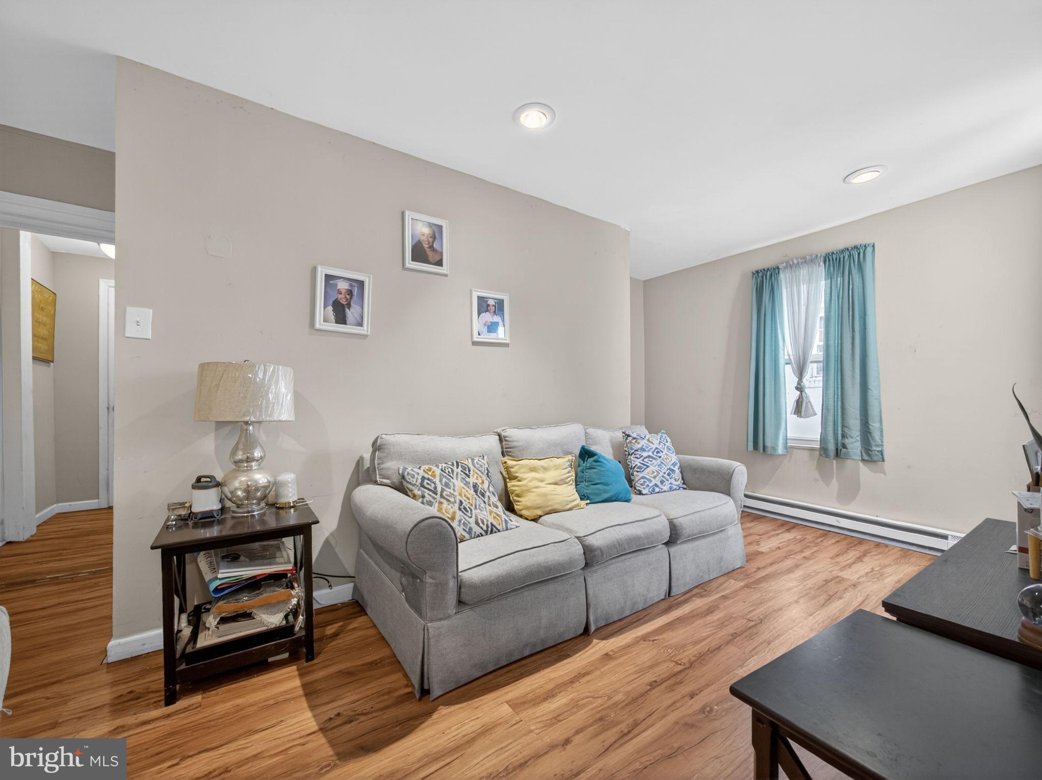 POTTSTOWN - Residential