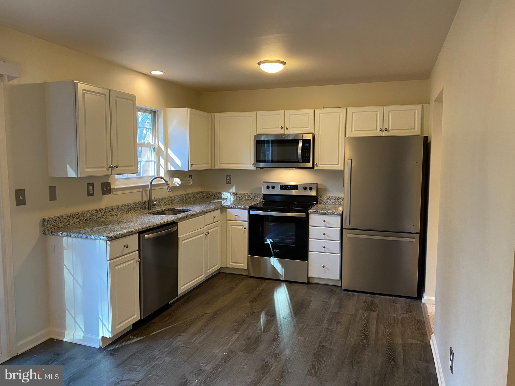 PLUM TREE VILLAGE - Residential Lease