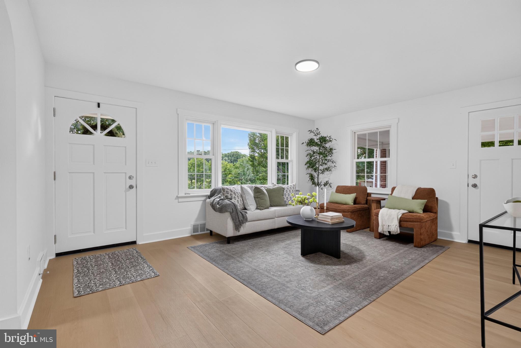 6 TERRACE PLACE