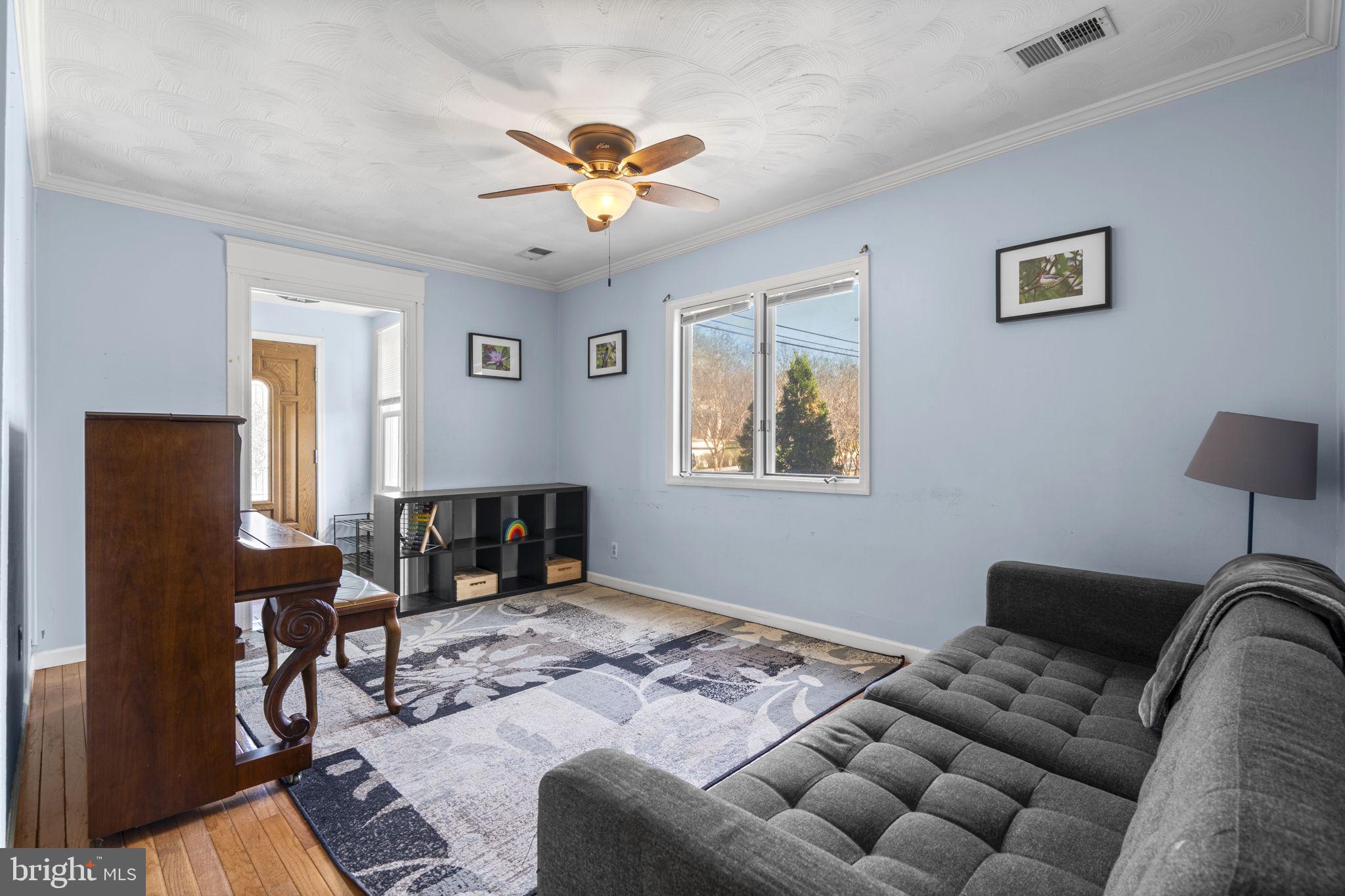 4905 DECATUR STREET