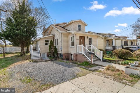 Homes For Sale - 4905 Decatur Street<br/> HYATTSVILLE, MD 20781