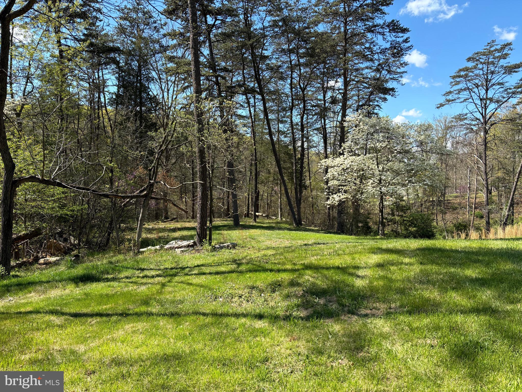 LONG ACRE ESTATES - Residential