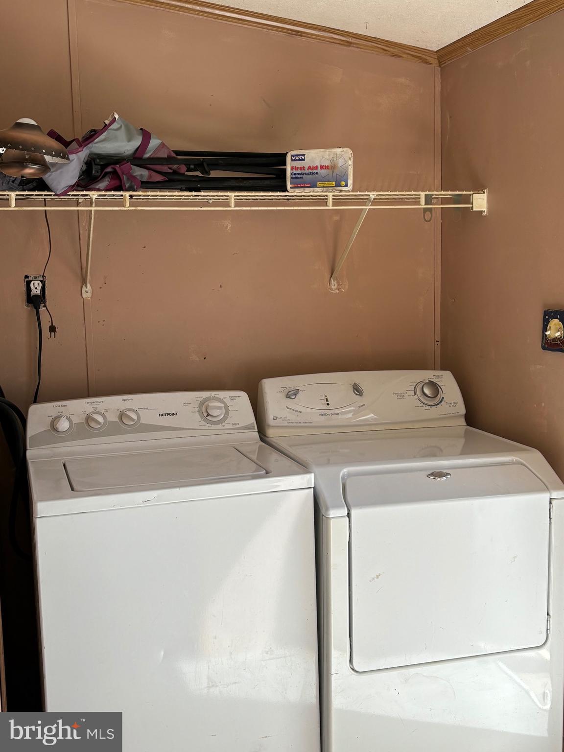 LONG ACRE ESTATES - Residential