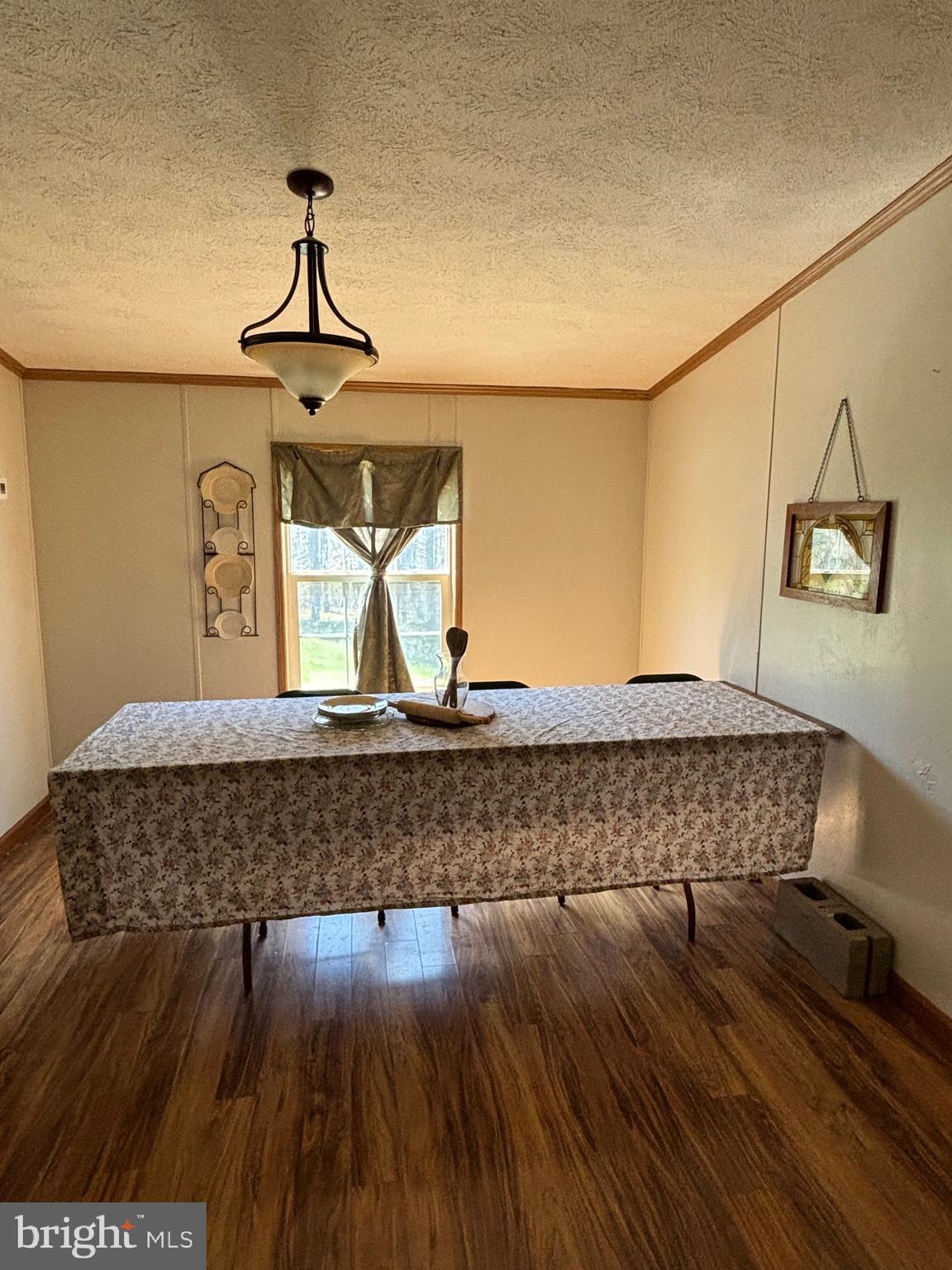 LONG ACRE ESTATES - Residential