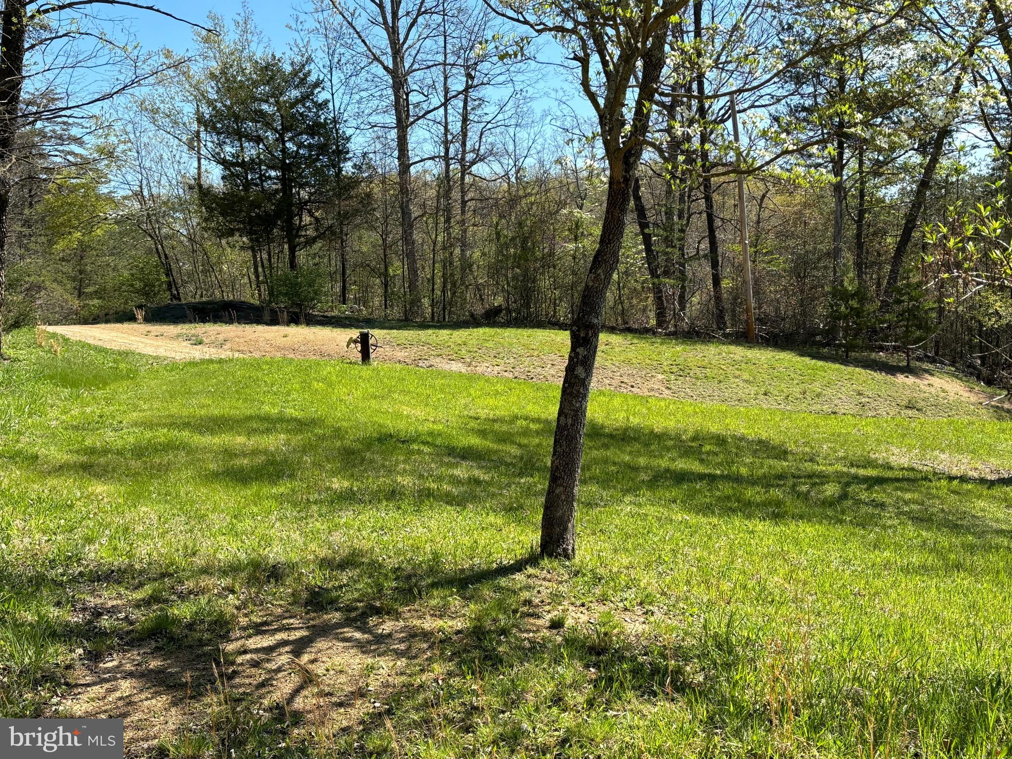 LONG ACRE ESTATES - Residential