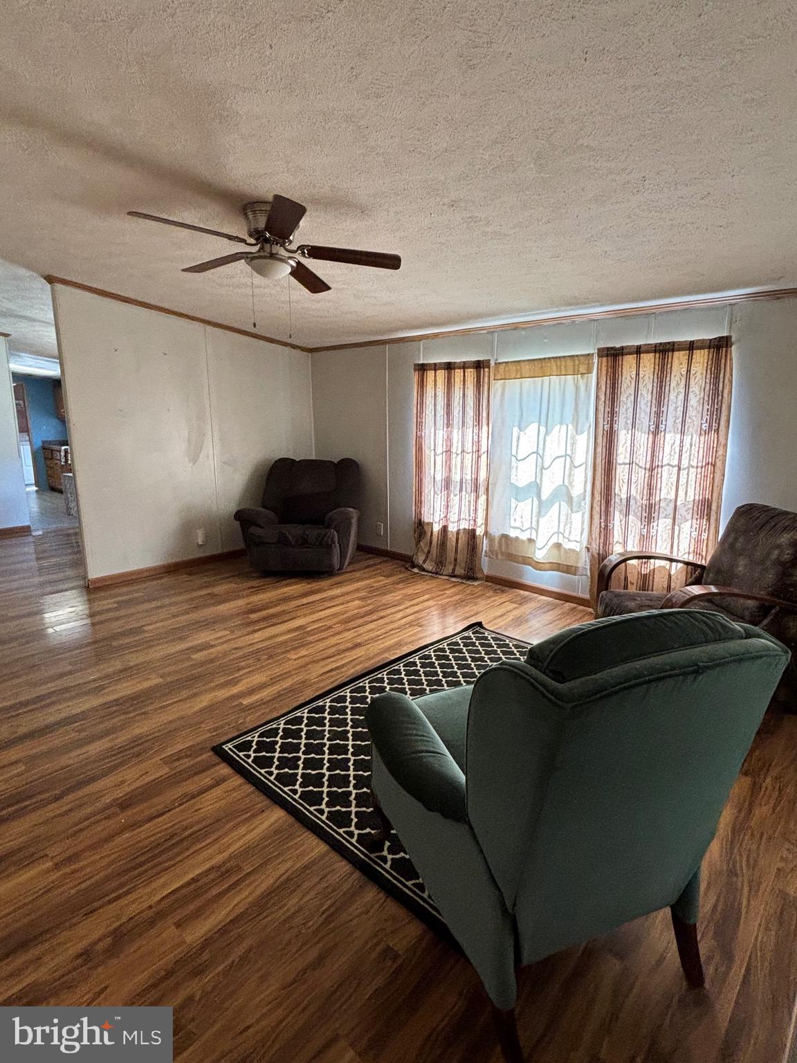 LONG ACRE ESTATES - Residential