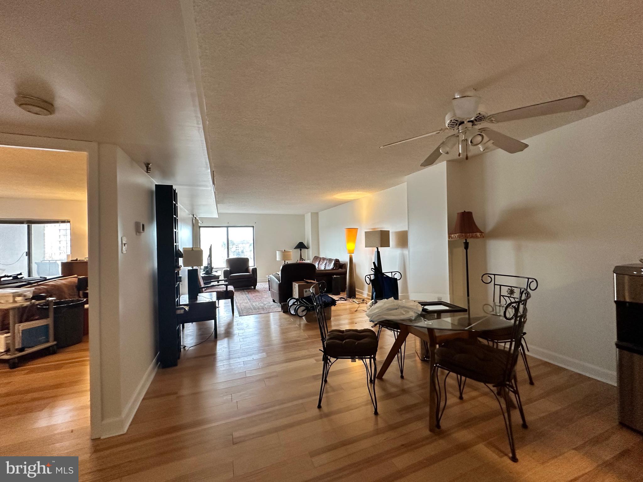 RACQUET CLUB - Residential