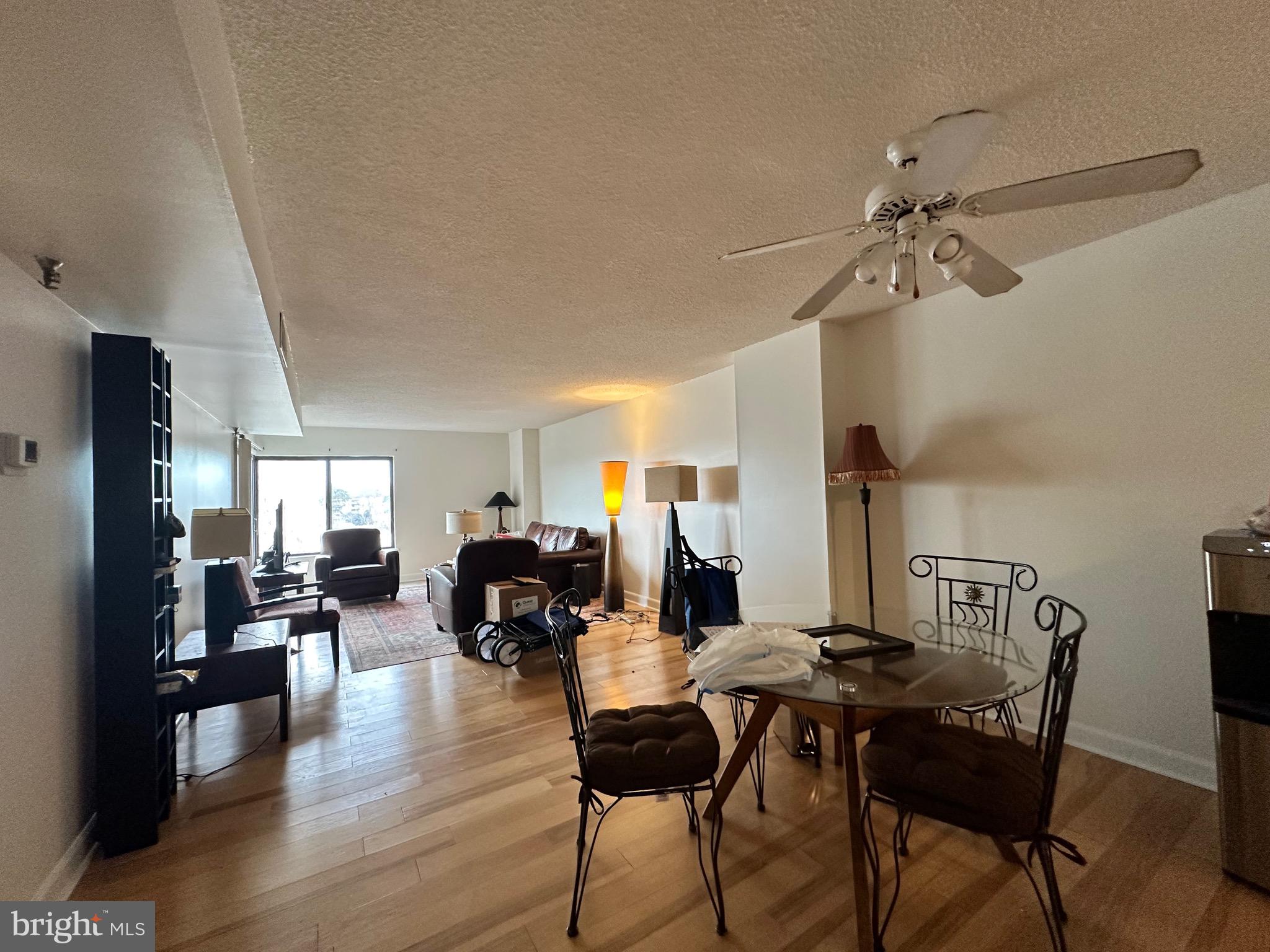 RACQUET CLUB - Residential