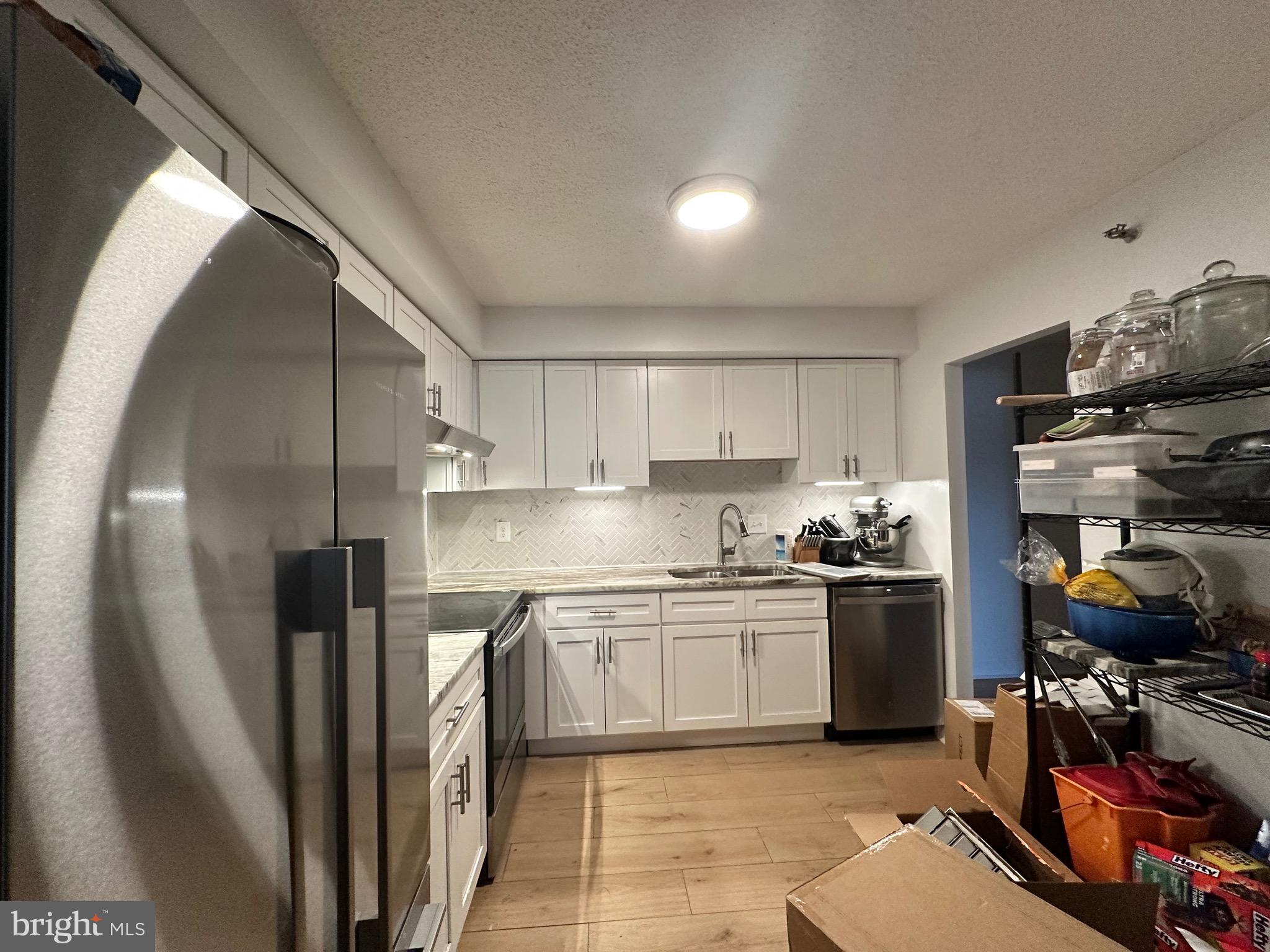 9200 EDWARDS WAY 916