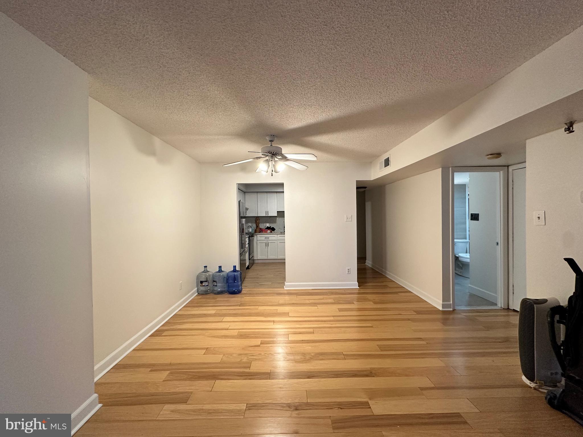 RACQUET CLUB - Residential