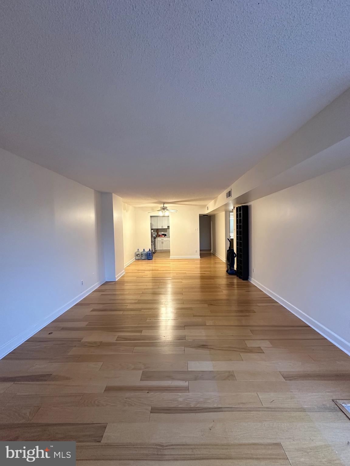 RACQUET CLUB - Residential