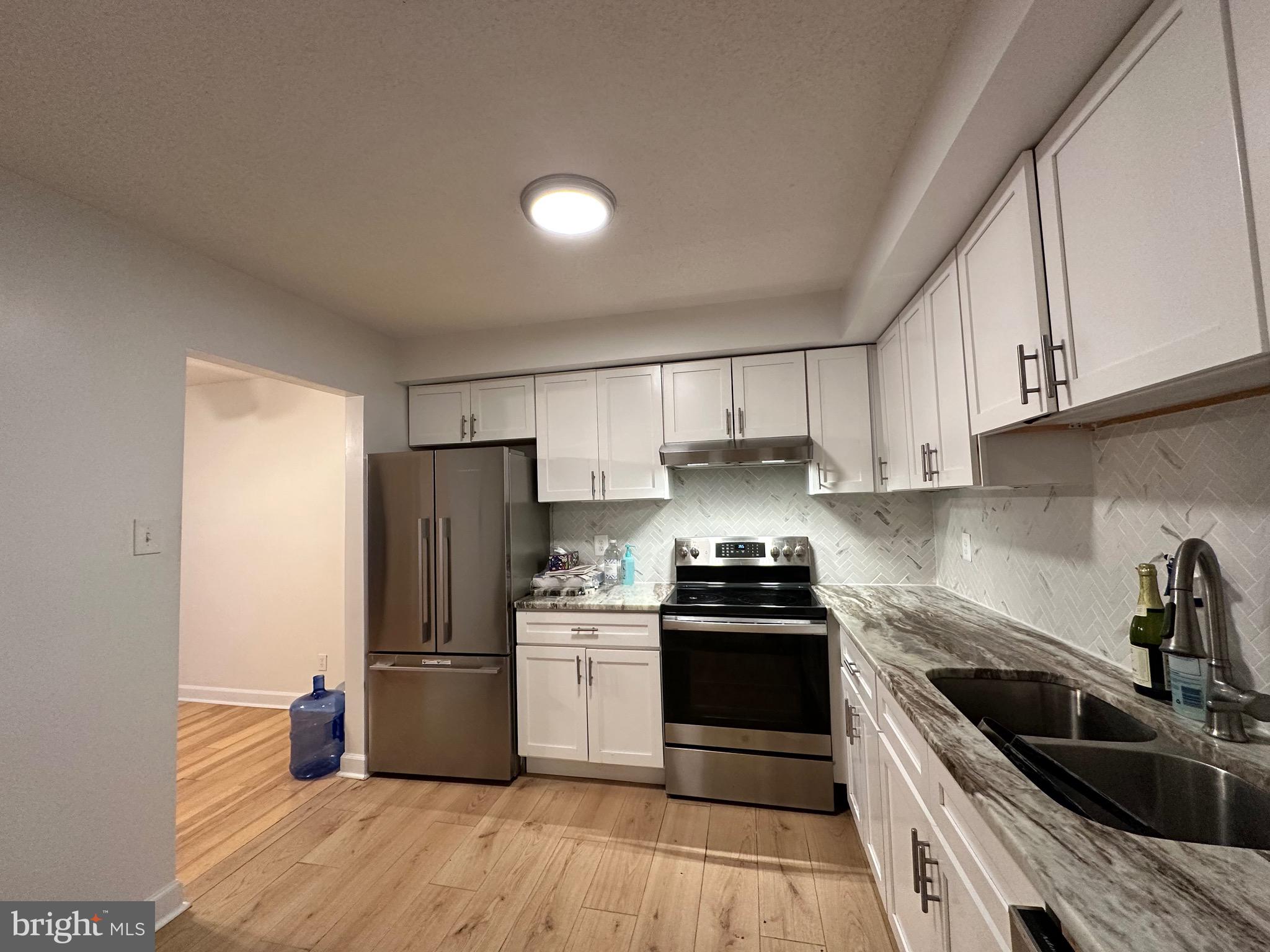 RACQUET CLUB - Residential