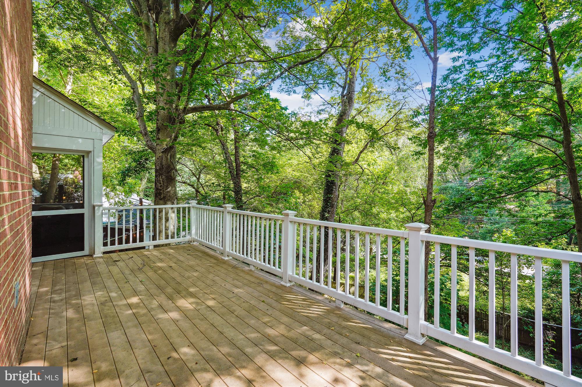6212 REDWING COURT