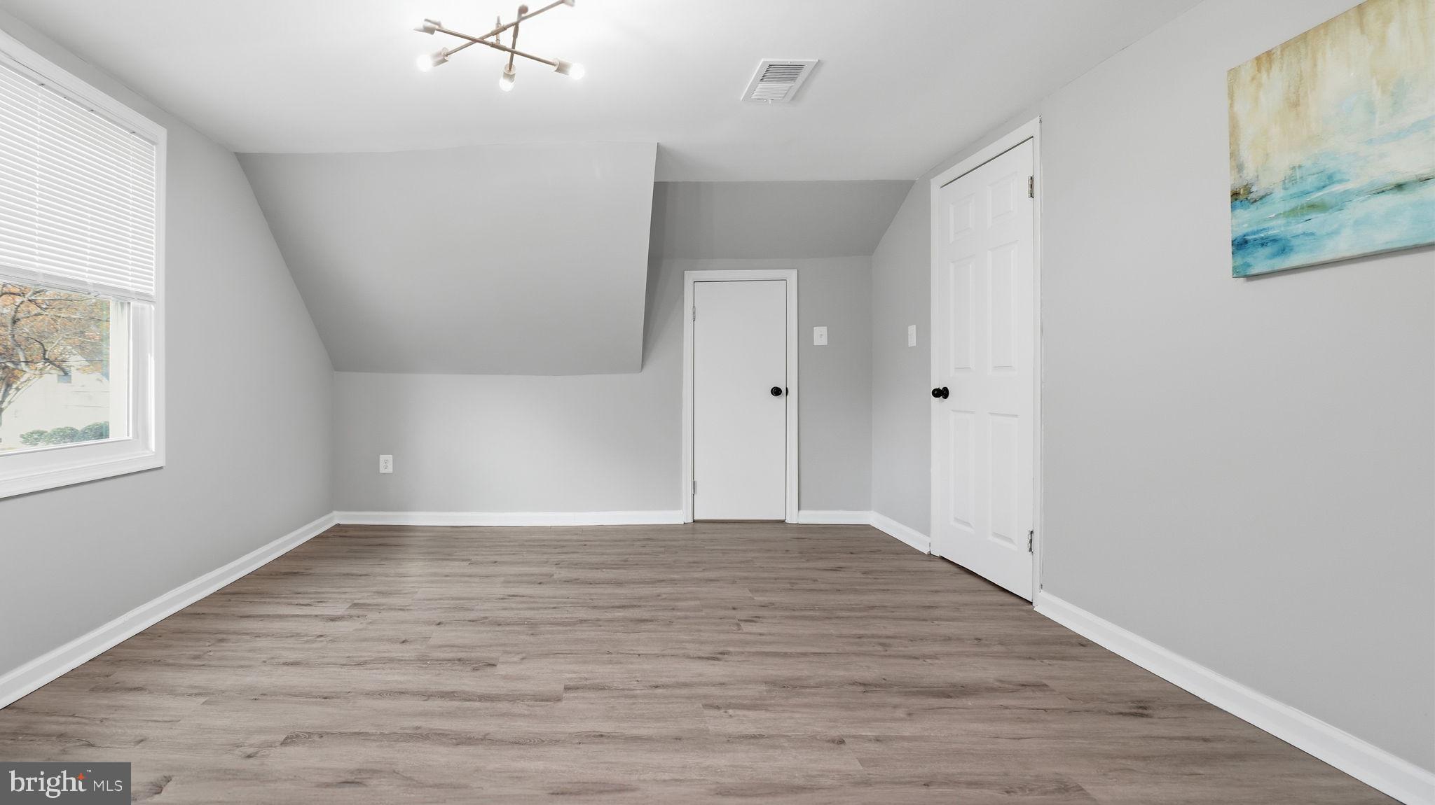 TWINBROOK - Residential