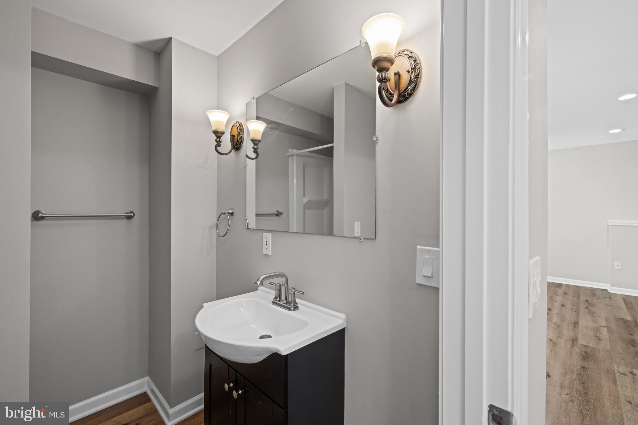 ATLEE RIDGE - Residential