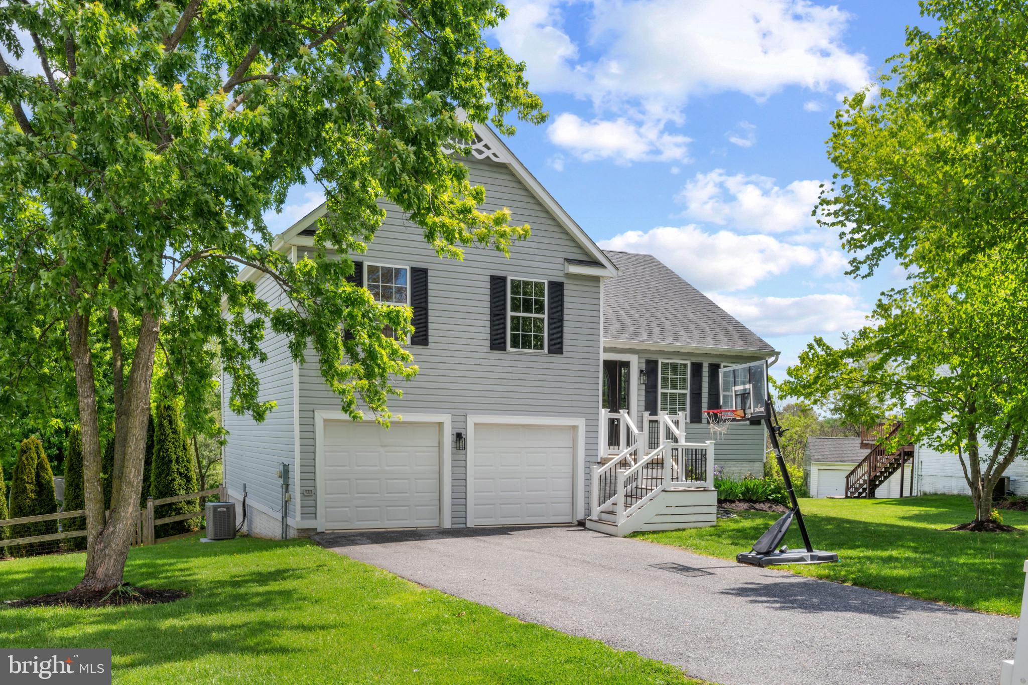 ATLEE RIDGE - Residential