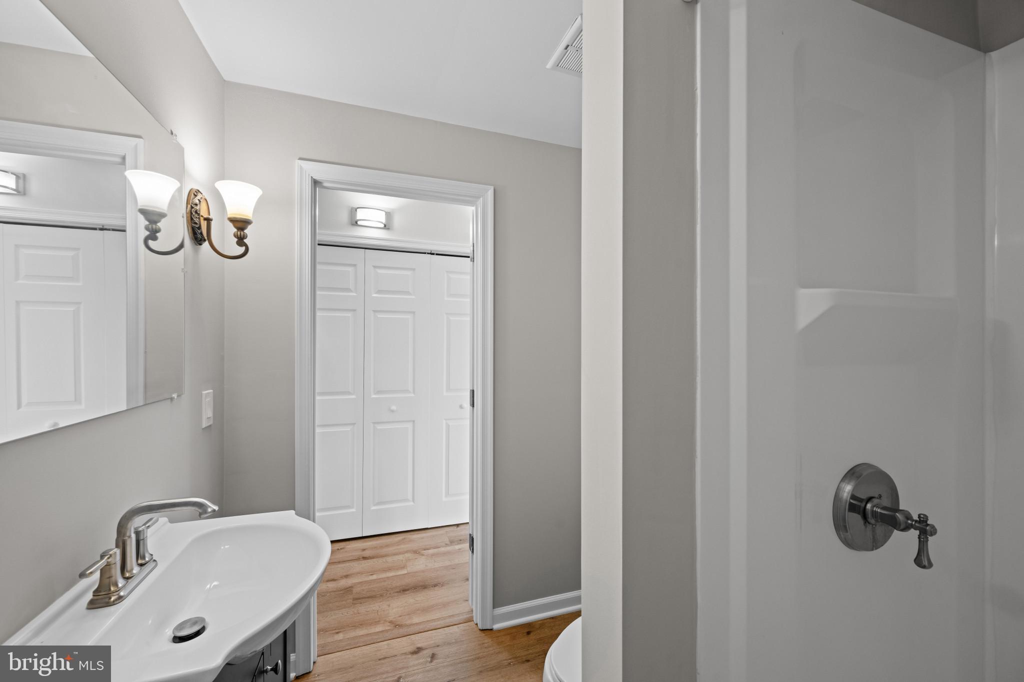 ATLEE RIDGE - Residential
