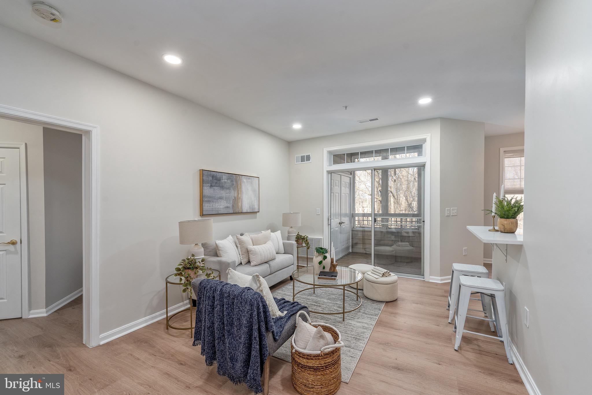 1302 SCOTTSDALE DRIVE G