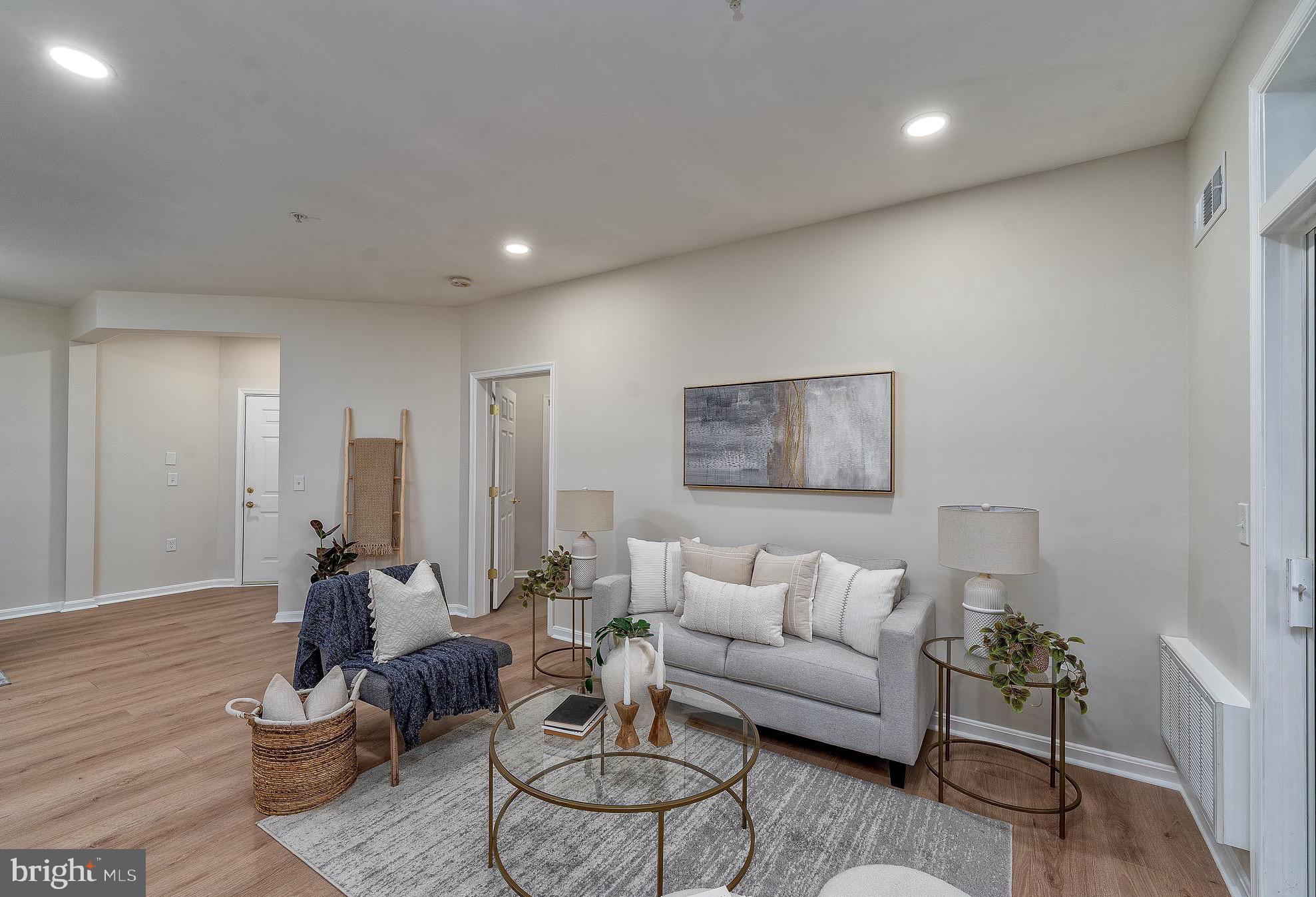 1302 SCOTTSDALE DRIVE G