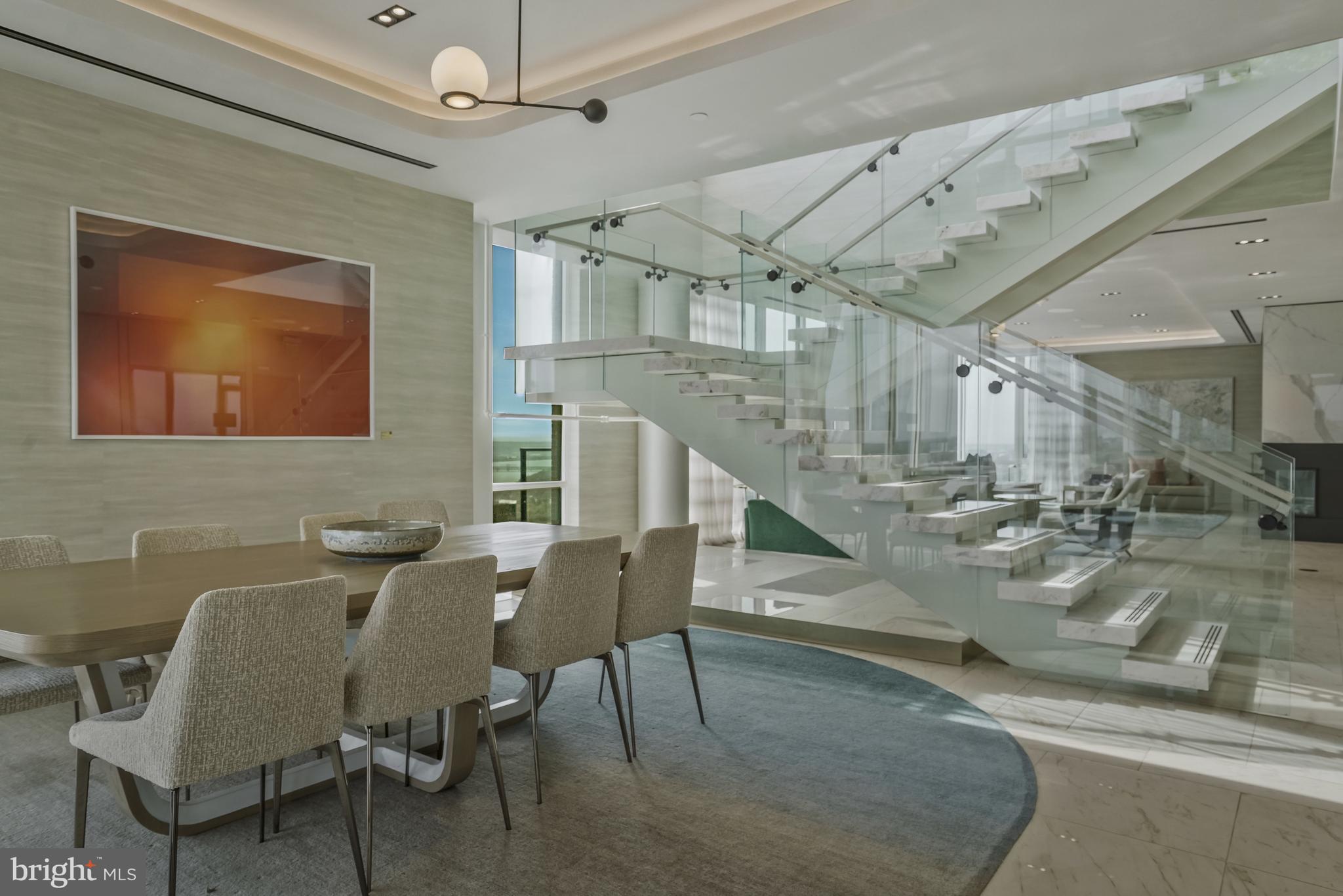 ROSSLYN - Residential