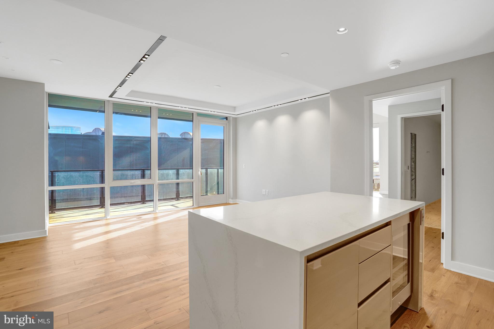 ROSSLYN - Residential