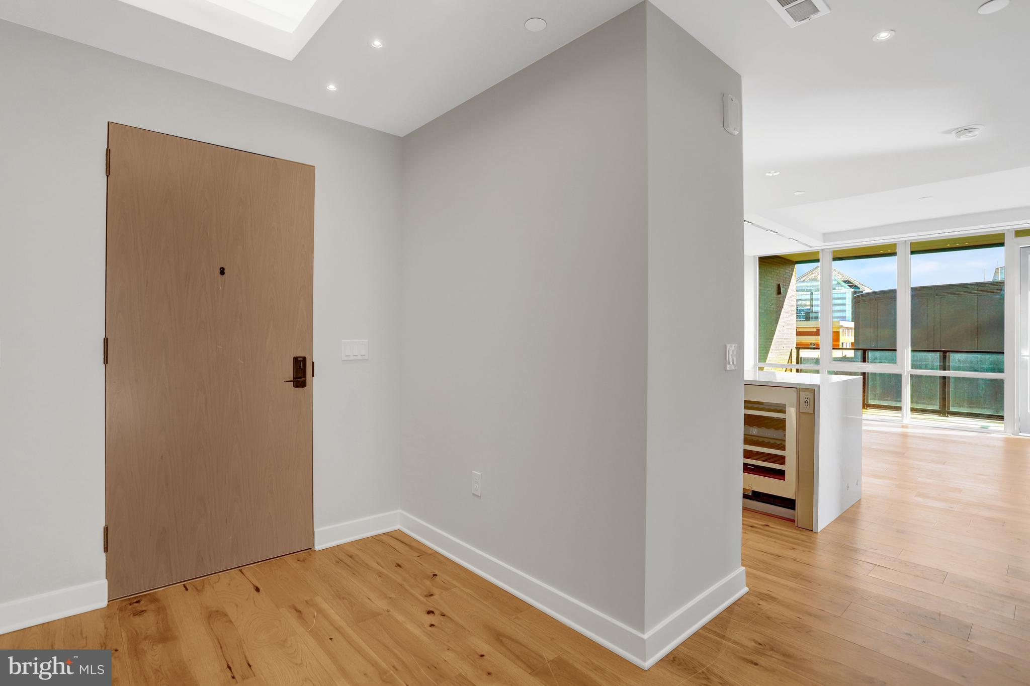 ROSSLYN - Residential