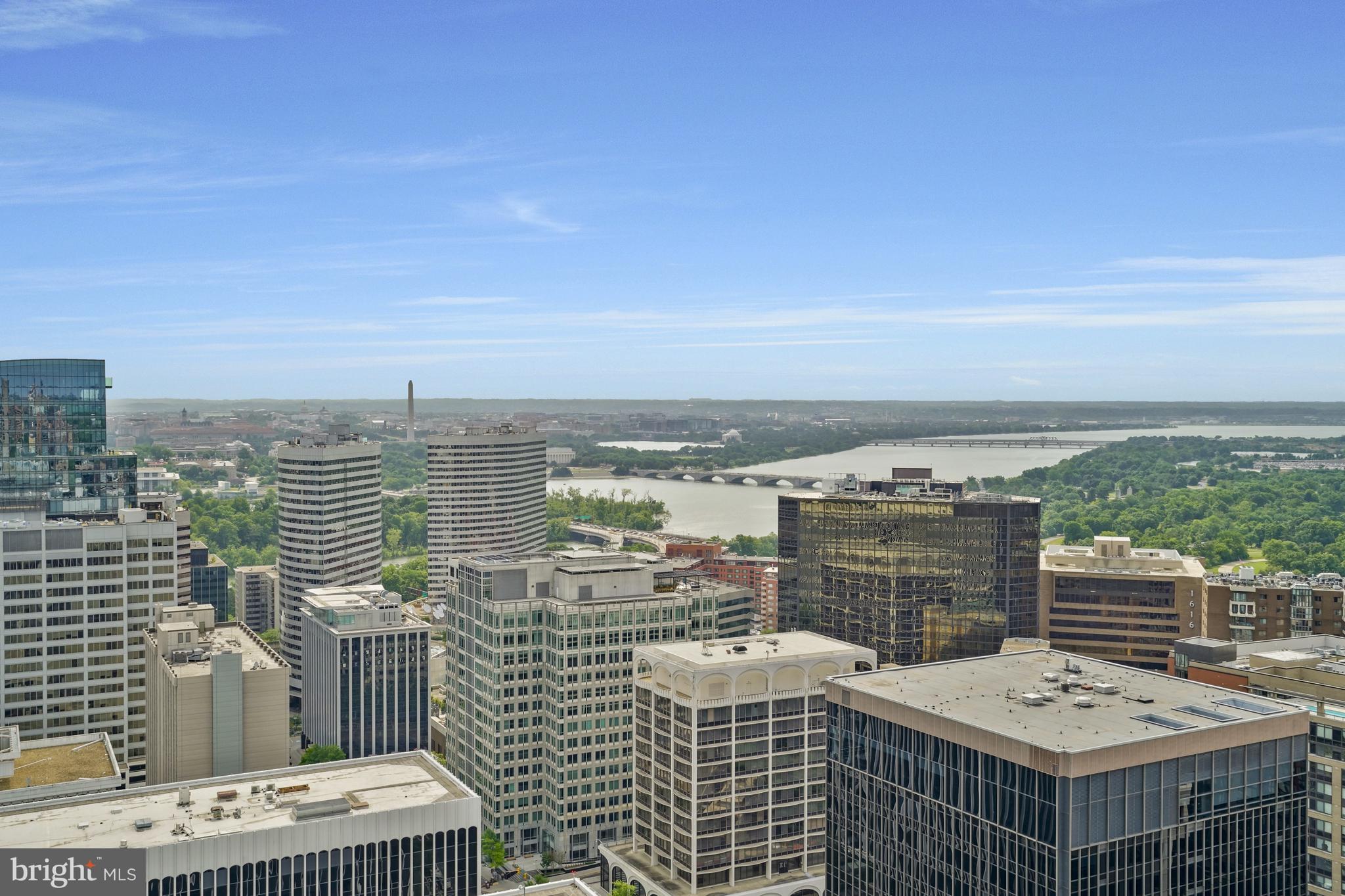 ROSSLYN - Residential