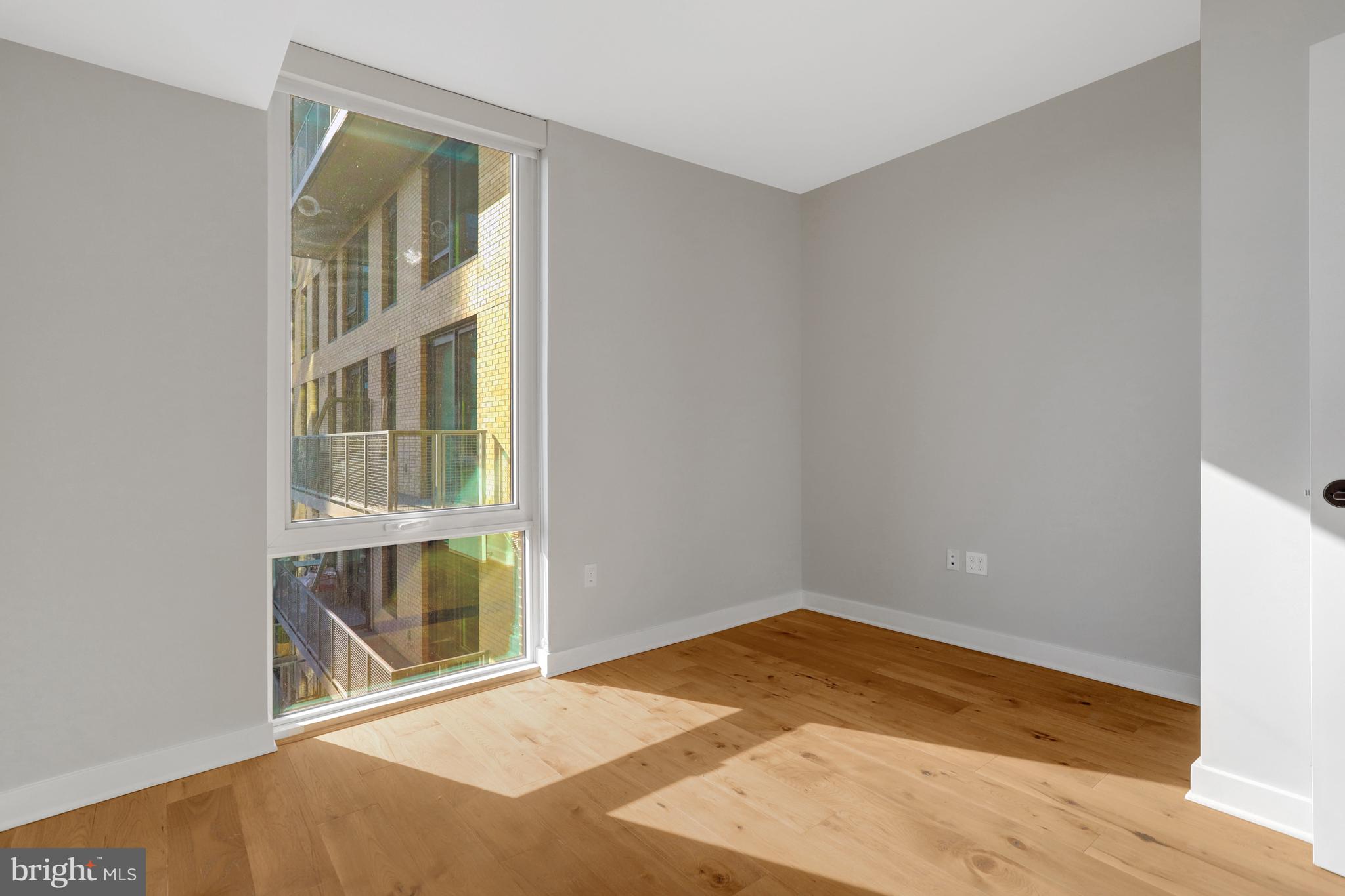 ROSSLYN - Residential