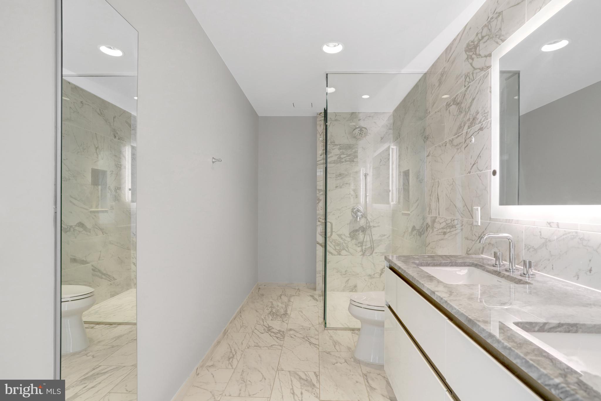 ROSSLYN - Residential